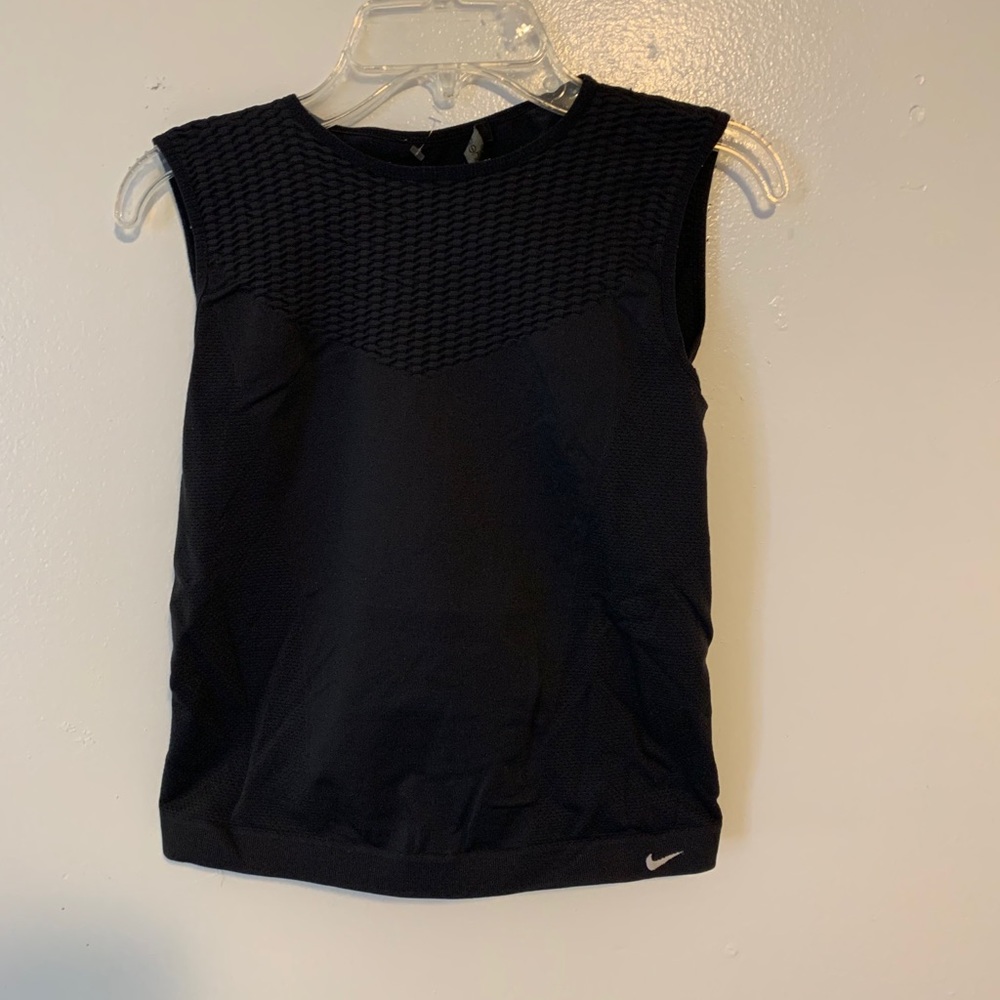 Nike workout tank
